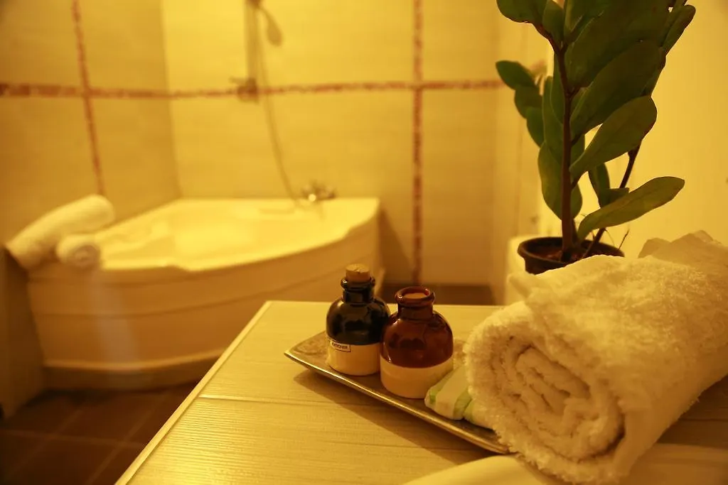 The Canes Boutique Hotel Colombo