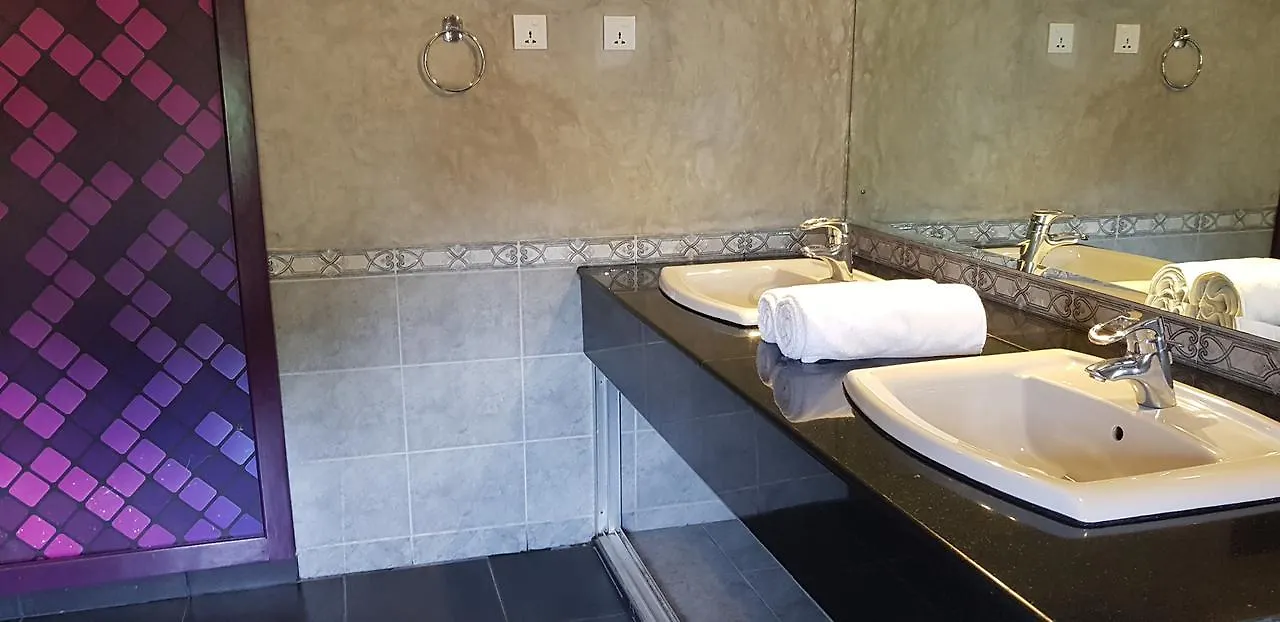 The Canes Boutique Hotel Colombo 4*,  Sri Lanca